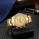 Relógio Masculino Vizzali Glacier Gold de Lado com Fundo Escuro